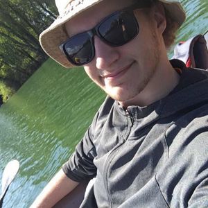 Meet your Posher, Travis